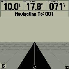 Страница дороги содержит несколько выбираемых пользователем полей данных, необходимых для навигации, а также изображение дороги до путевой точки (001).